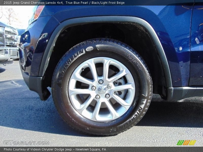 True Blue Pearl / Black/Light Frost Beige 2015 Jeep Grand Cherokee Laredo 4x4