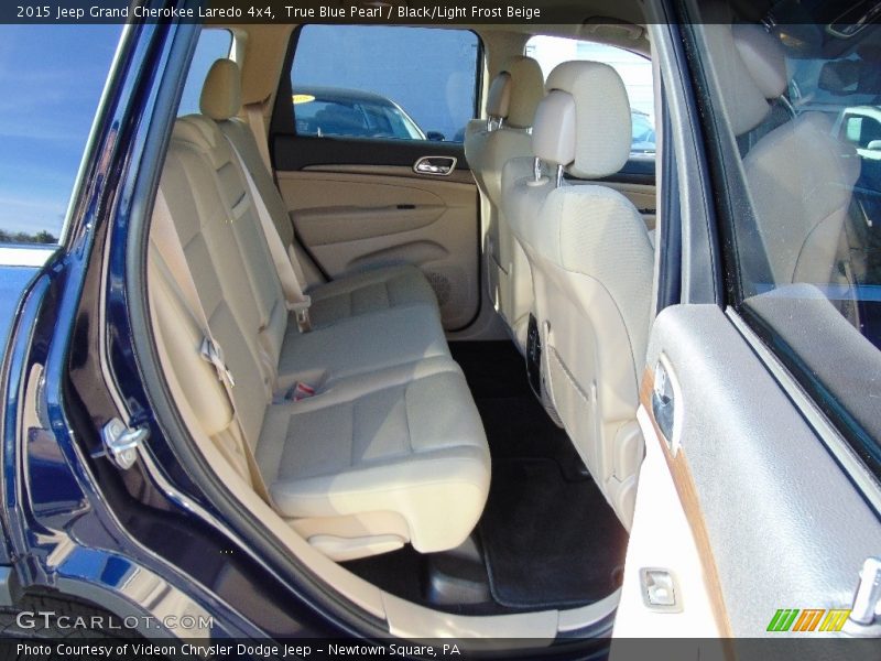 True Blue Pearl / Black/Light Frost Beige 2015 Jeep Grand Cherokee Laredo 4x4