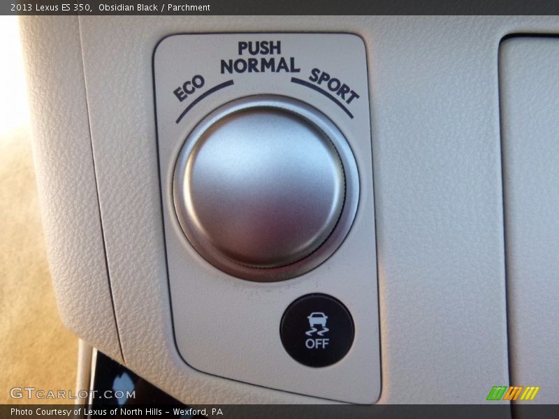 Obsidian Black / Parchment 2013 Lexus ES 350
