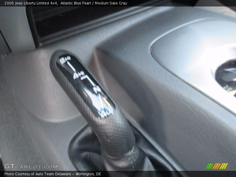 Atlantic Blue Pearl / Medium Slate Gray 2006 Jeep Liberty Limited 4x4
