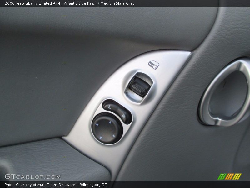 Atlantic Blue Pearl / Medium Slate Gray 2006 Jeep Liberty Limited 4x4