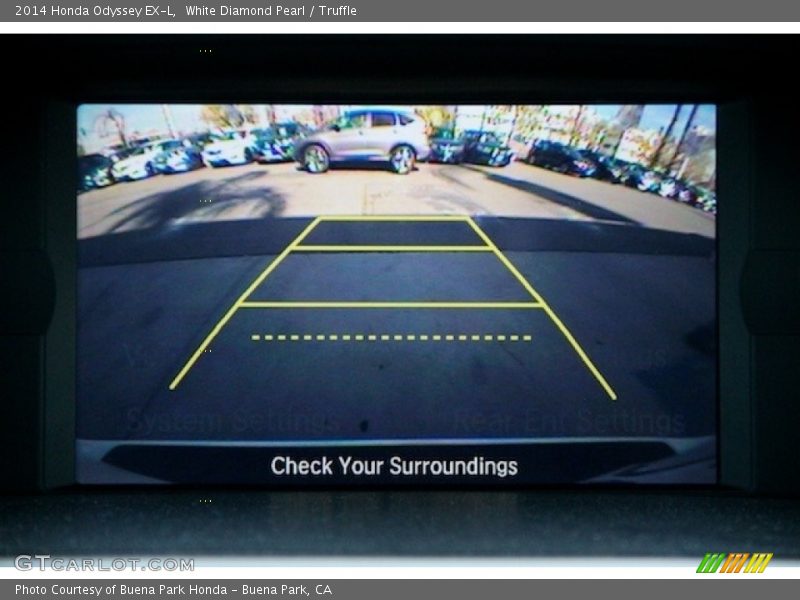 White Diamond Pearl / Truffle 2014 Honda Odyssey EX-L