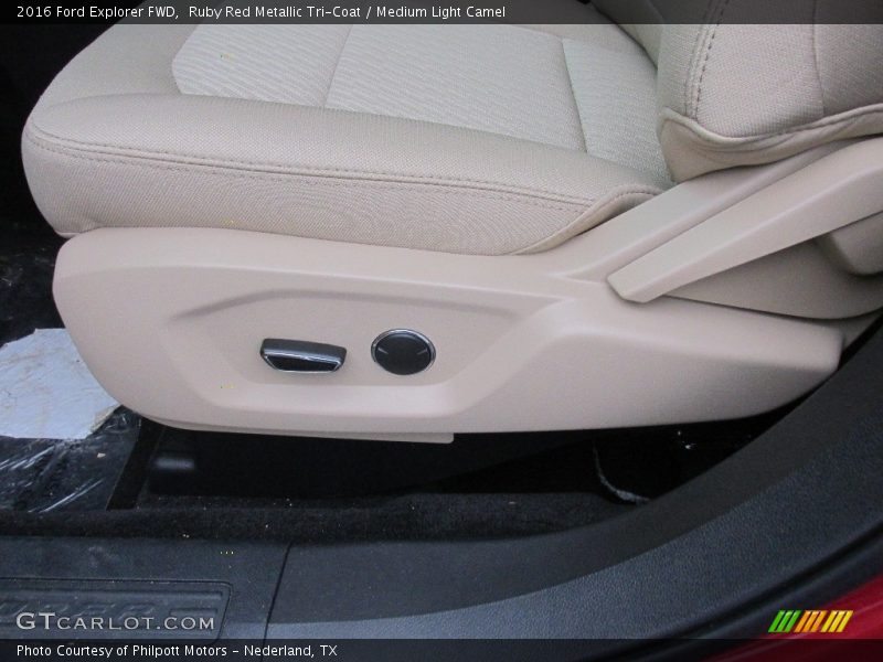 Ruby Red Metallic Tri-Coat / Medium Light Camel 2016 Ford Explorer FWD