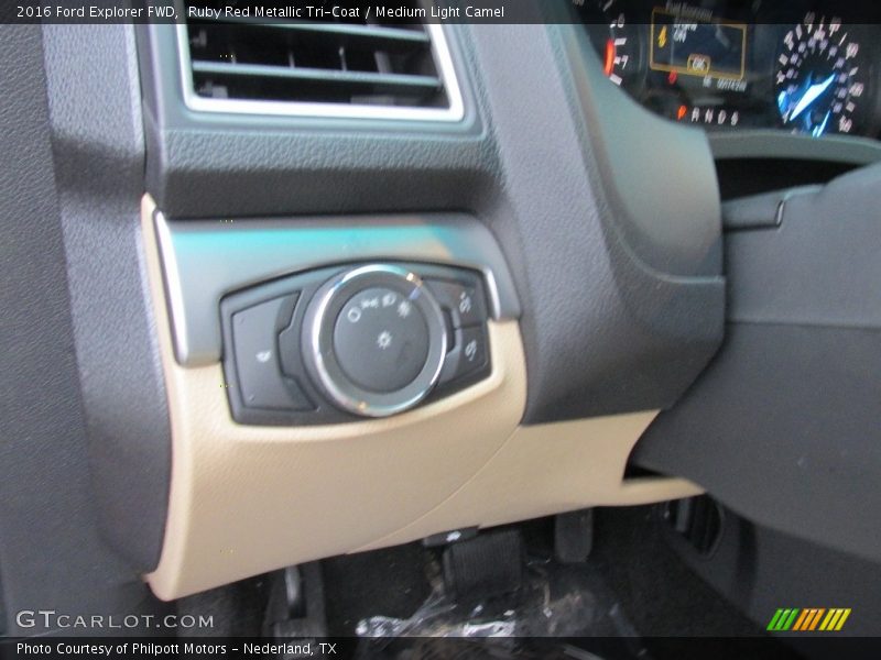 Ruby Red Metallic Tri-Coat / Medium Light Camel 2016 Ford Explorer FWD