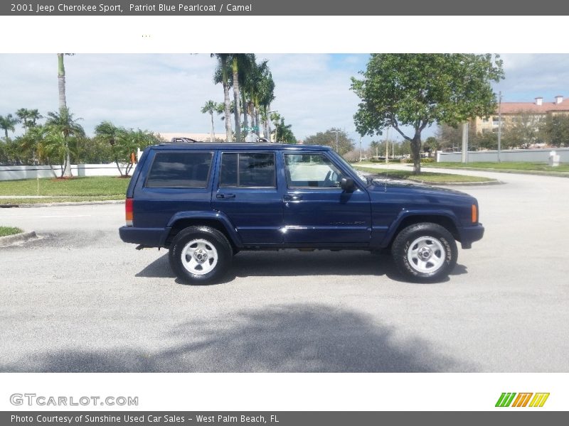Patriot Blue Pearlcoat / Camel 2001 Jeep Cherokee Sport