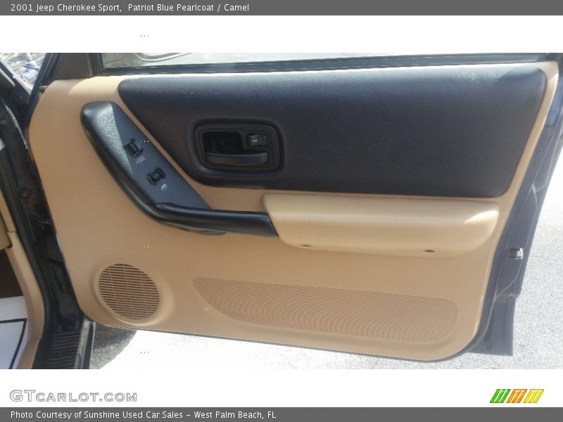 Patriot Blue Pearlcoat / Camel 2001 Jeep Cherokee Sport