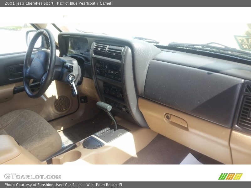 Patriot Blue Pearlcoat / Camel 2001 Jeep Cherokee Sport