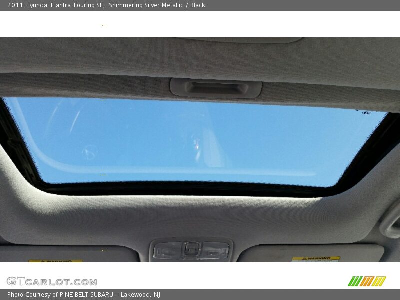 Shimmering Silver Metallic / Black 2011 Hyundai Elantra Touring SE
