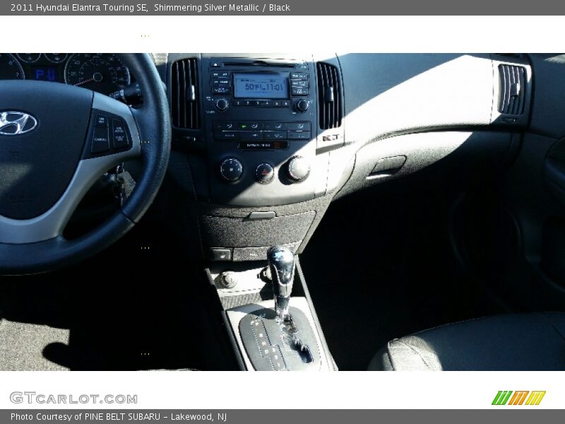 Shimmering Silver Metallic / Black 2011 Hyundai Elantra Touring SE