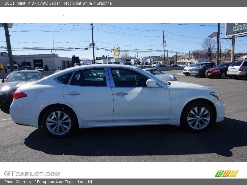 Moonlight White / Graphite 2011 Infiniti M 37x AWD Sedan