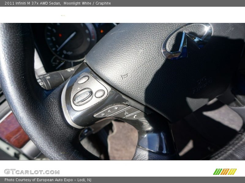 Moonlight White / Graphite 2011 Infiniti M 37x AWD Sedan