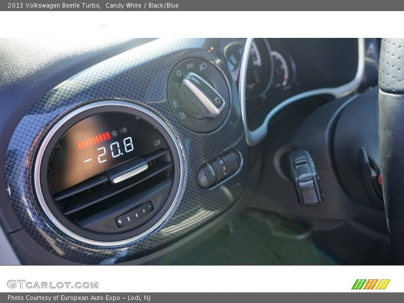 Candy White / Black/Blue 2013 Volkswagen Beetle Turbo