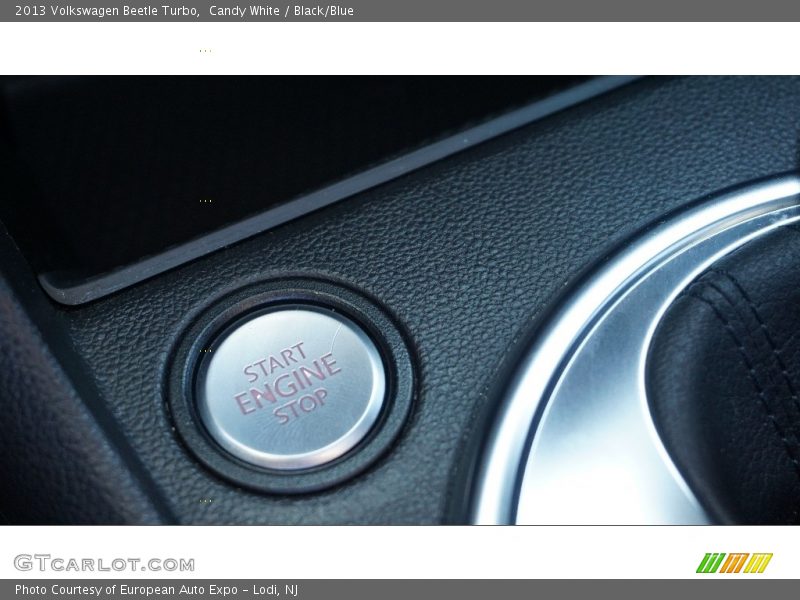 Candy White / Black/Blue 2013 Volkswagen Beetle Turbo