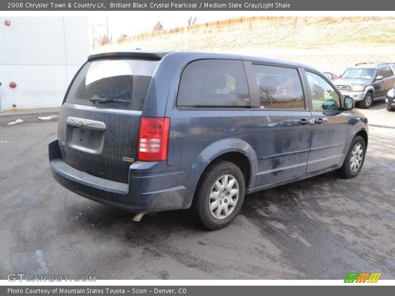 Brilliant Black Crystal Pearlcoat / Medium Slate Gray/Light Shale 2008 Chrysler Town & Country LX