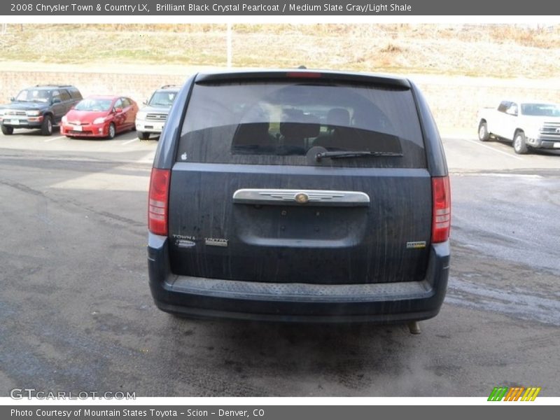 Brilliant Black Crystal Pearlcoat / Medium Slate Gray/Light Shale 2008 Chrysler Town & Country LX
