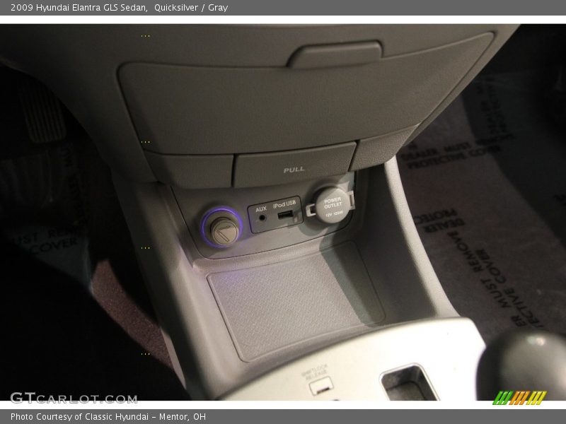Quicksilver / Gray 2009 Hyundai Elantra GLS Sedan