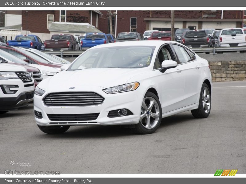 Oxford White / Medium Earth Gray 2016 Ford Fusion S