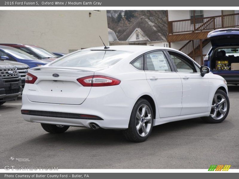Oxford White / Medium Earth Gray 2016 Ford Fusion S