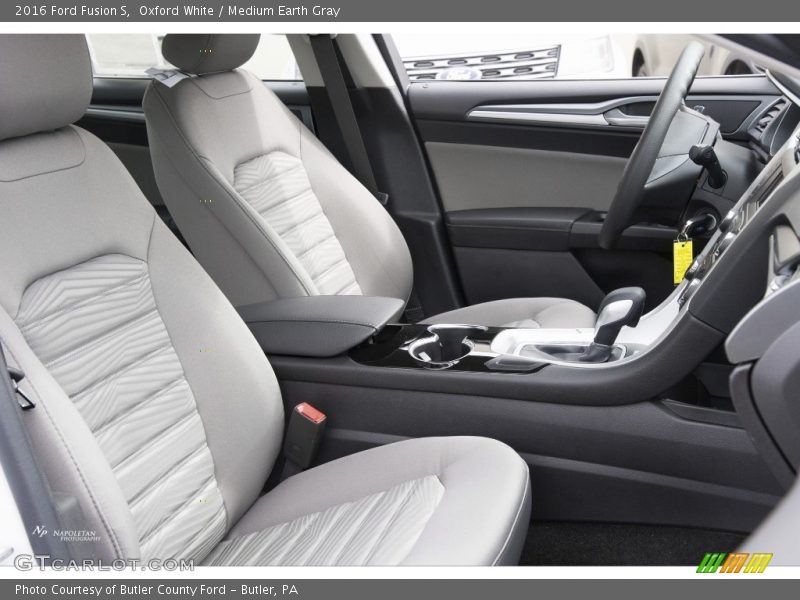 Oxford White / Medium Earth Gray 2016 Ford Fusion S