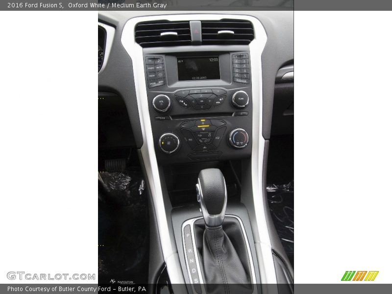 Oxford White / Medium Earth Gray 2016 Ford Fusion S