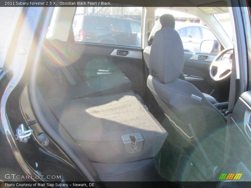 Obsidian Black Pearl / Black 2011 Subaru Forester 2.5 X