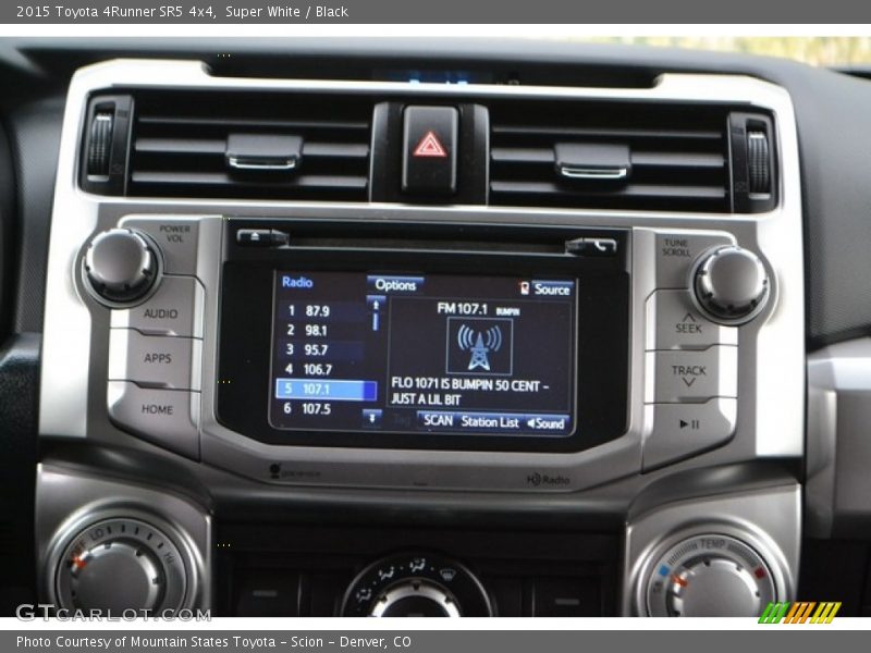 Super White / Black 2015 Toyota 4Runner SR5 4x4