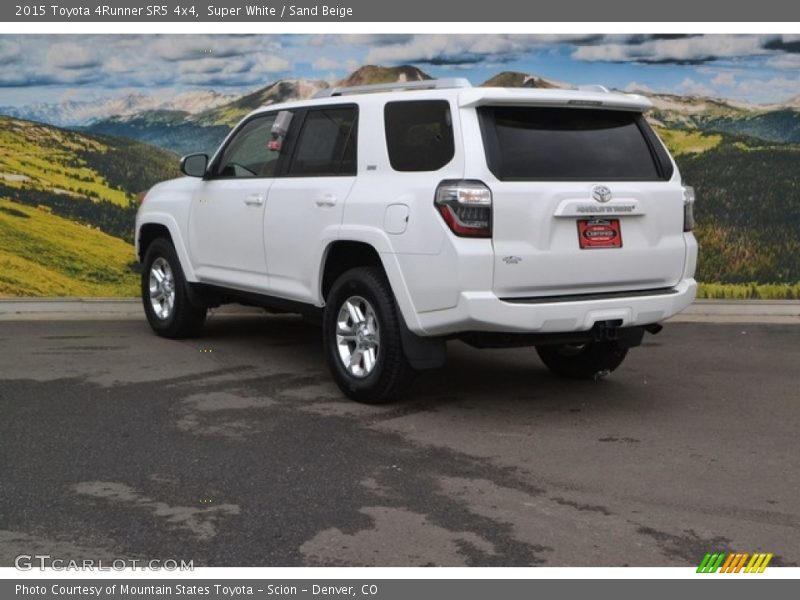 Super White / Sand Beige 2015 Toyota 4Runner SR5 4x4