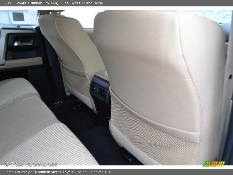Super White / Sand Beige 2015 Toyota 4Runner SR5 4x4