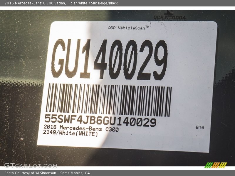 Polar White / Silk Beige/Black 2016 Mercedes-Benz C 300 Sedan