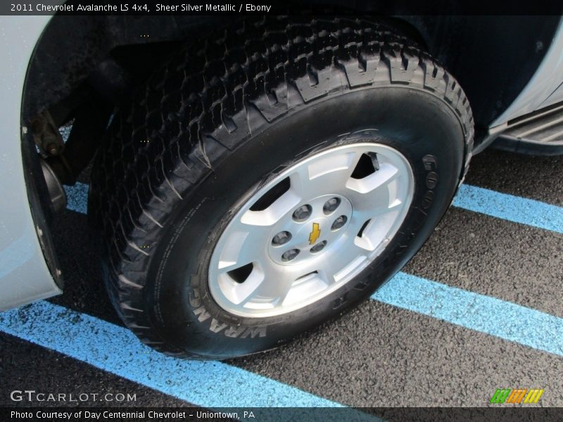 Sheer Silver Metallic / Ebony 2011 Chevrolet Avalanche LS 4x4