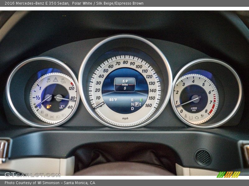 Polar White / Silk Beige/Espresso Brown 2016 Mercedes-Benz E 350 Sedan