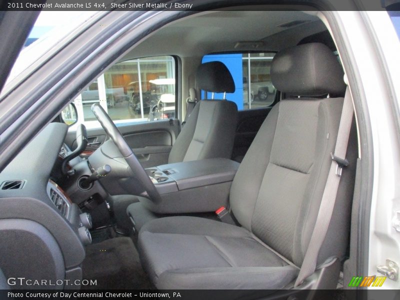 Sheer Silver Metallic / Ebony 2011 Chevrolet Avalanche LS 4x4