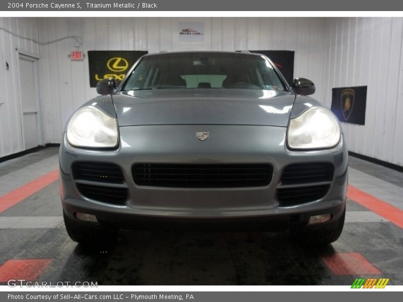 Titanium Metallic / Black 2004 Porsche Cayenne S