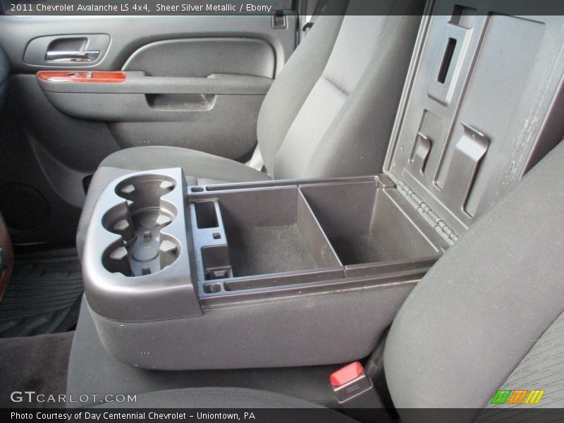 Sheer Silver Metallic / Ebony 2011 Chevrolet Avalanche LS 4x4