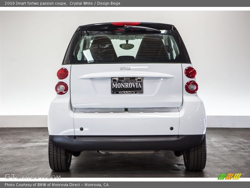 Crystal White / Design Beige 2009 Smart fortwo passion coupe