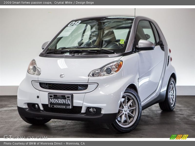 Crystal White / Design Beige 2009 Smart fortwo passion coupe