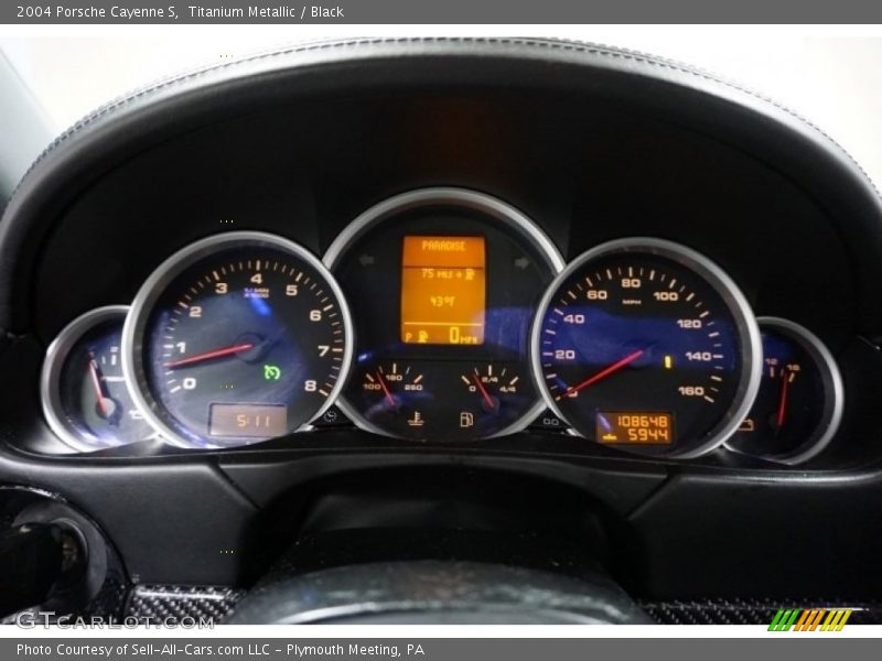 Titanium Metallic / Black 2004 Porsche Cayenne S