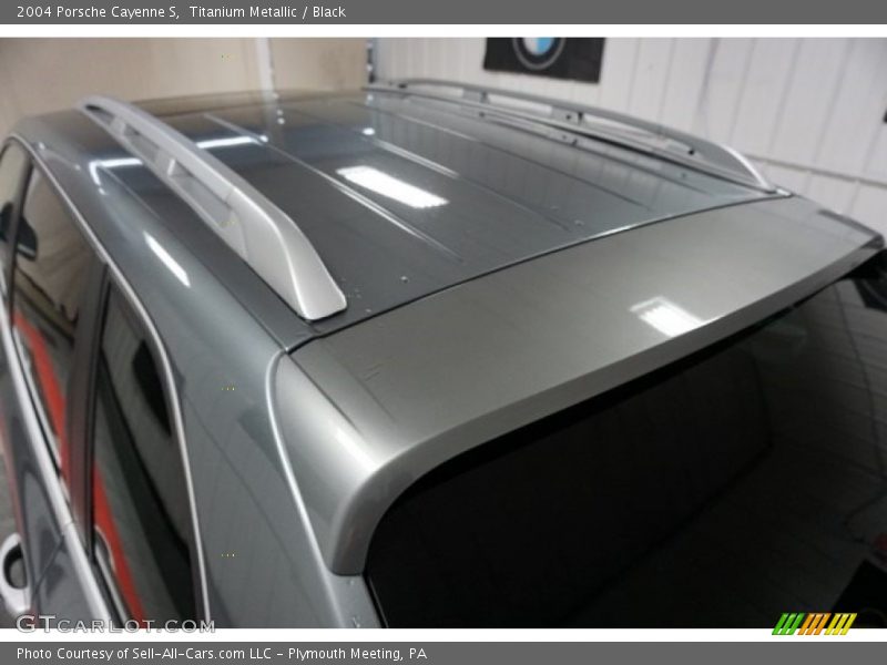 Titanium Metallic / Black 2004 Porsche Cayenne S