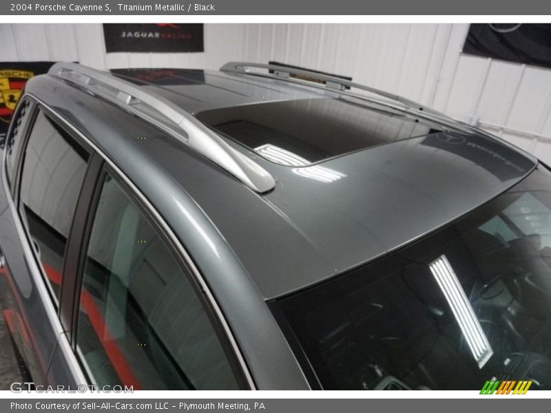 Titanium Metallic / Black 2004 Porsche Cayenne S