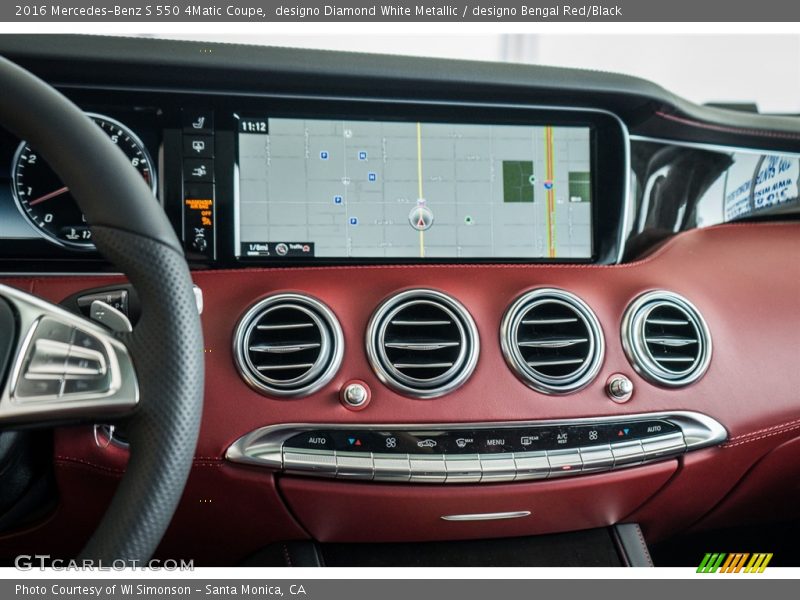 Controls of 2016 S 550 4Matic Coupe