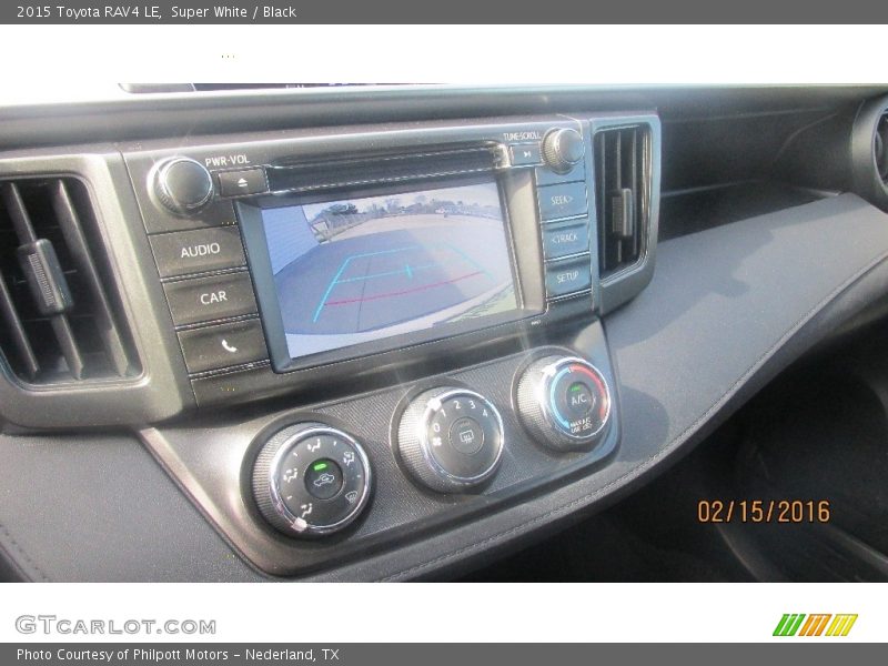 Super White / Black 2015 Toyota RAV4 LE