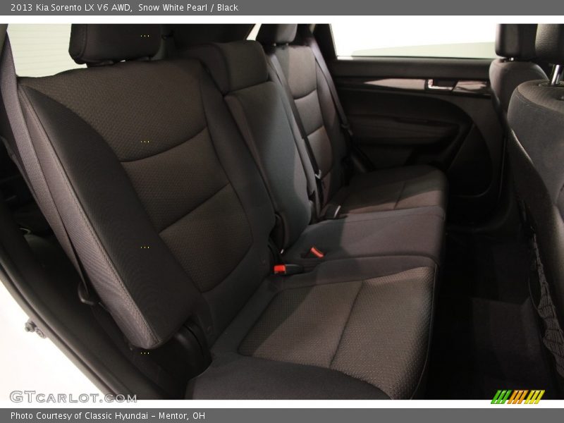 Snow White Pearl / Black 2013 Kia Sorento LX V6 AWD