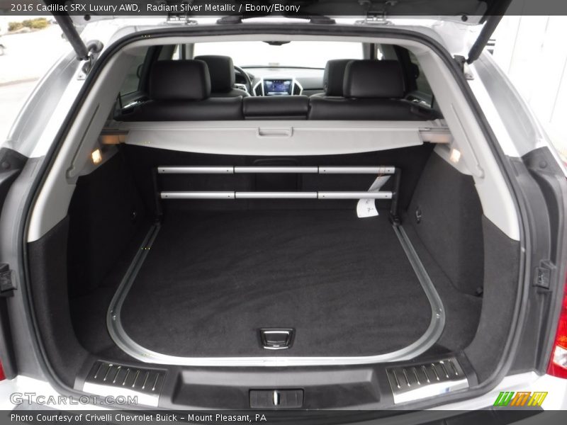Radiant Silver Metallic / Ebony/Ebony 2016 Cadillac SRX Luxury AWD