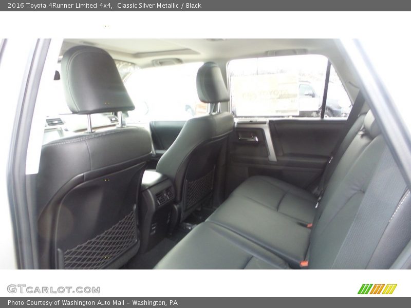Classic Silver Metallic / Black 2016 Toyota 4Runner Limited 4x4
