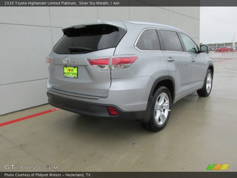 Silver Sky Metallic / Ash 2016 Toyota Highlander Limited Platinum