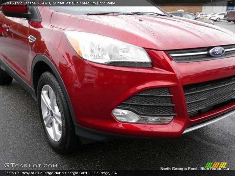 Sunset Metallic / Medium Light Stone 2016 Ford Escape SE 4WD