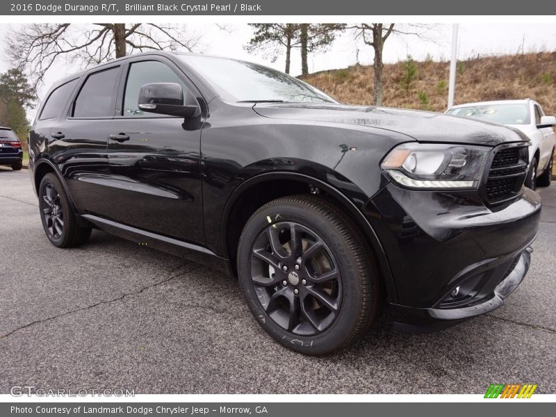 Front 3/4 View of 2016 Durango R/T