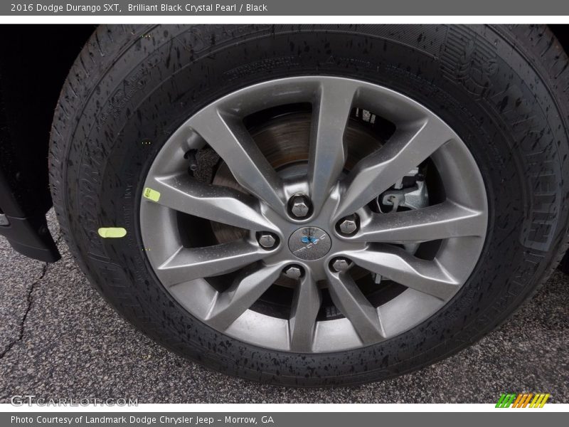 Brilliant Black Crystal Pearl / Black 2016 Dodge Durango SXT