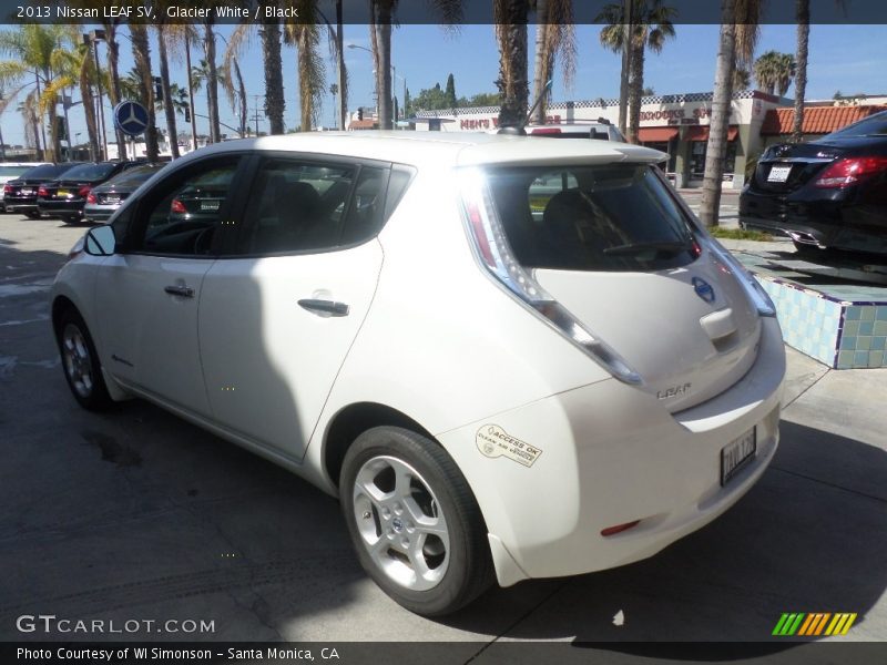 Glacier White / Black 2013 Nissan LEAF SV