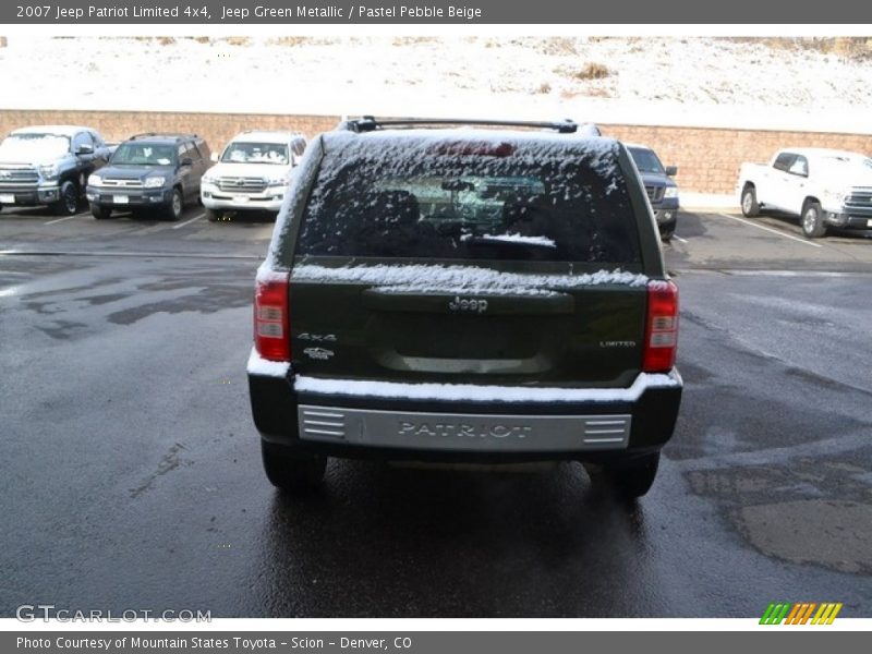 Jeep Green Metallic / Pastel Pebble Beige 2007 Jeep Patriot Limited 4x4
